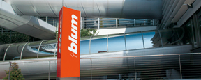 pylon_blum.jpg